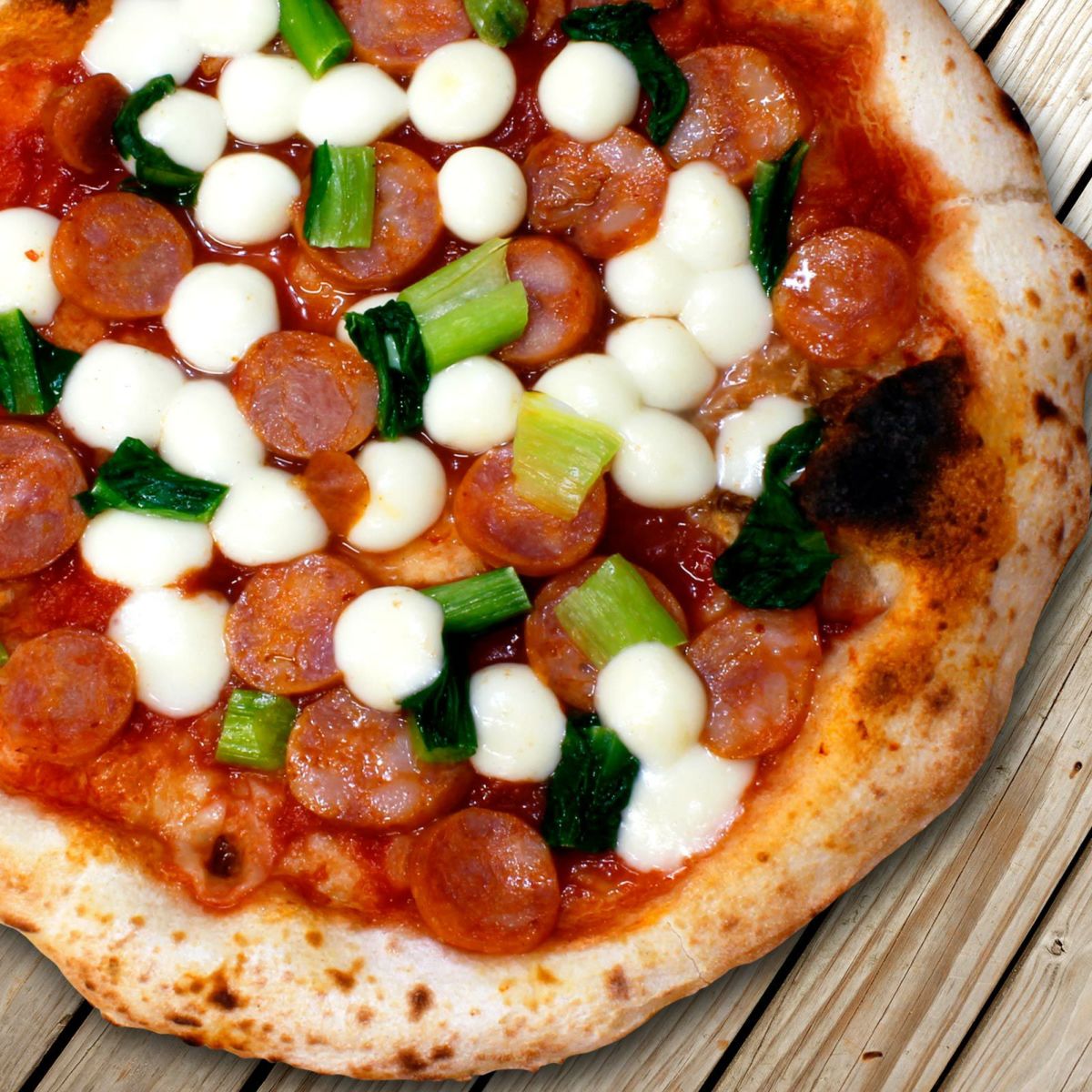 野沢菜とチョリソーのピッツァ@pizzafontana