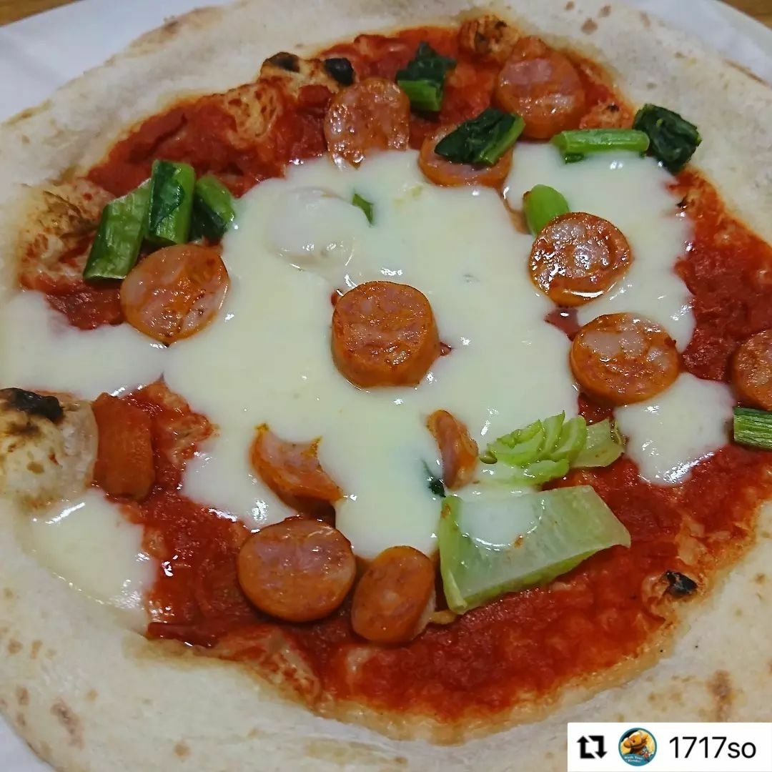 野沢菜とチョリソーのピッツァ＠1717so